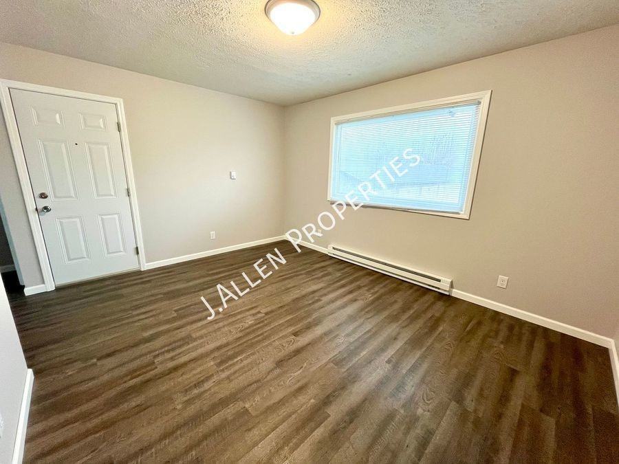 111 Gold Strike Dr #3 - Photo 3 of 5