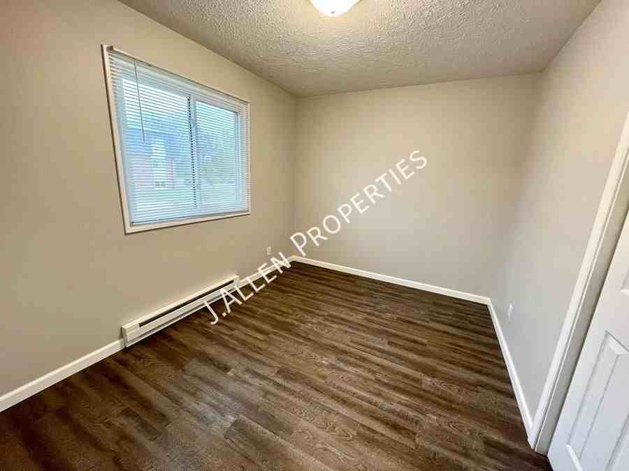 111 Gold Strike Dr #3 - Photo 4 of 5