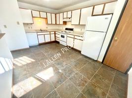 featured image of 906 Riverfront Rd #27