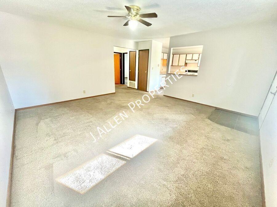 906 Riverfront Rd #27 - Photo 2 of 5