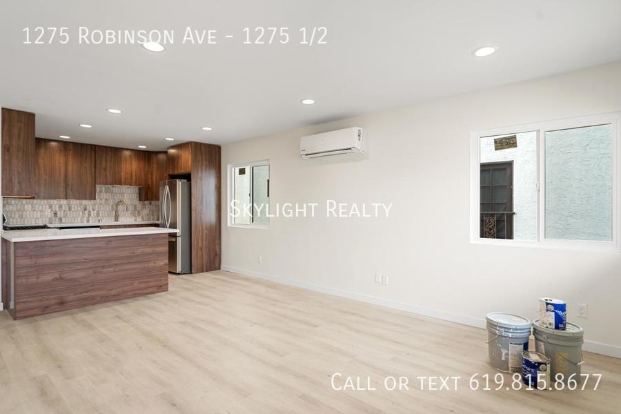 1275 1/2 Robinson Ave #1275-1-2 - Photo 4 of 19