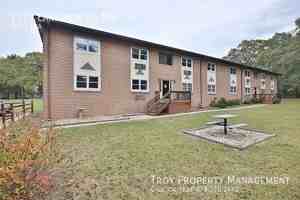 featured image of 1219 Lakeview Dr Nw #3