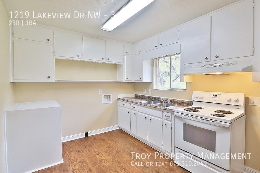 1219 Lakeview Dr Nw #3 - Photo 5 of 15