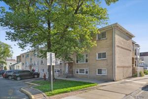featured image of 1202 S 49th Ct #3