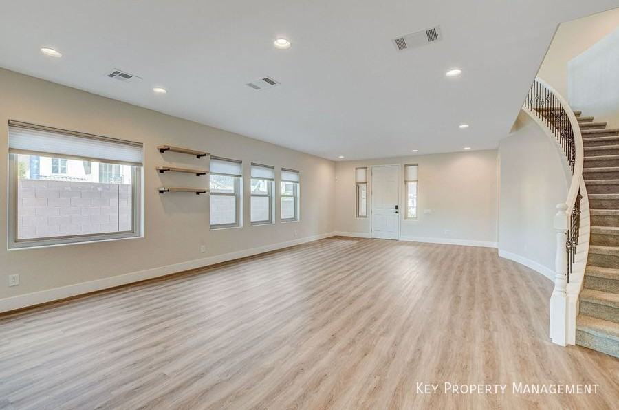 2517 Pastis Ct - Photo 4 of 50