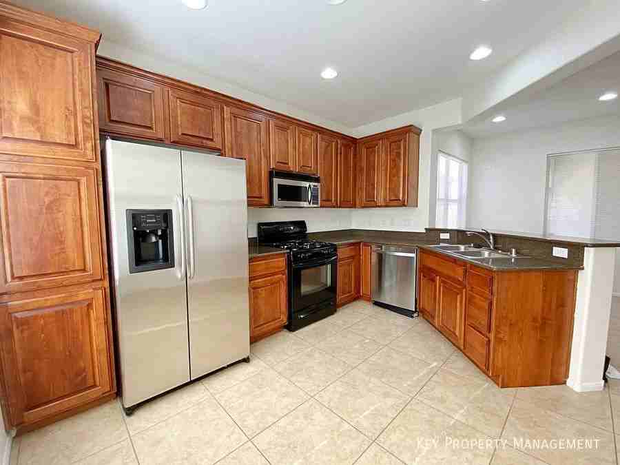 8557 Alocasia Ct - Photo 6 of 19