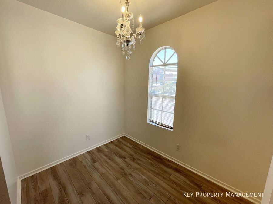 3682 Melonies Dr #1 - Photo 4 of 17