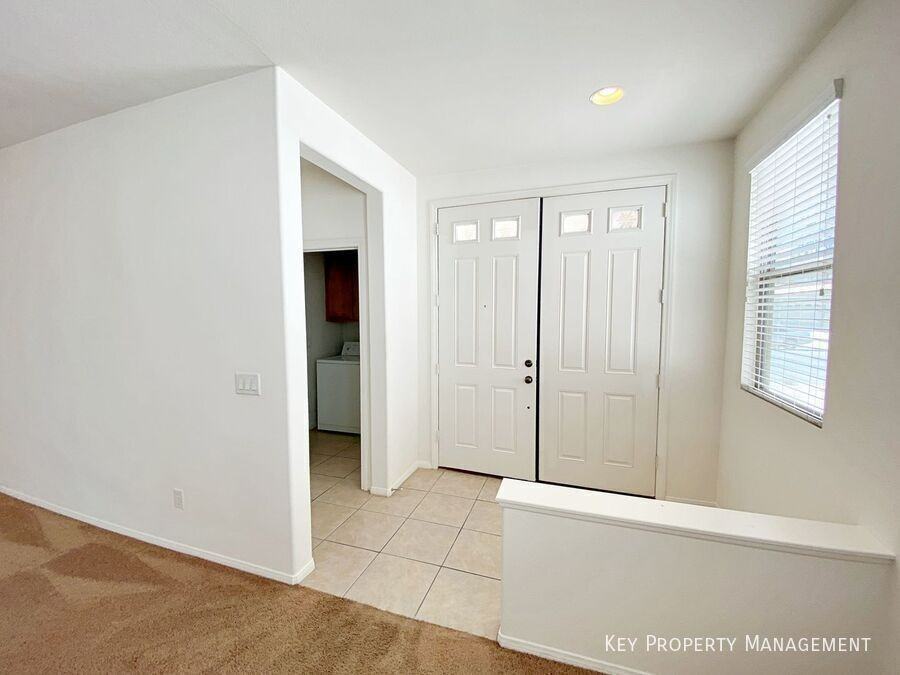 682 Homewillow Ave - Photo 3 of 22