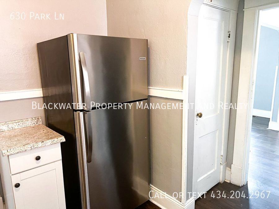 630 Park Ln - Photo 7 of 15