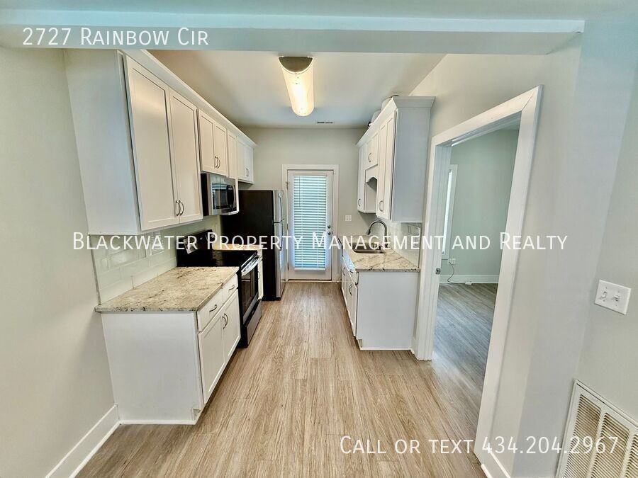 2727 Rainbow Cir - Photo 3 of 15