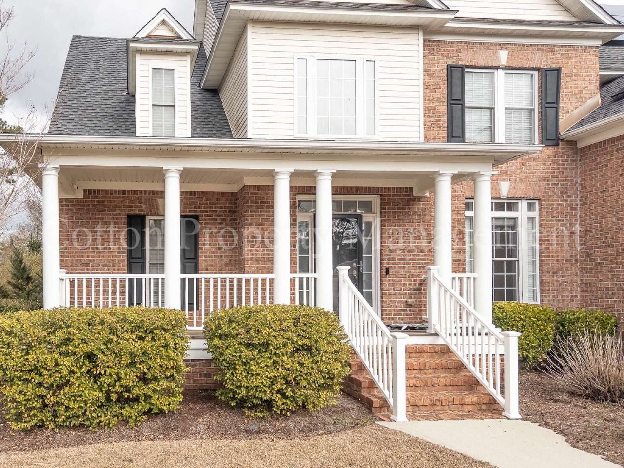 1118 Maplechase Dr Se - Photo 3 of 50