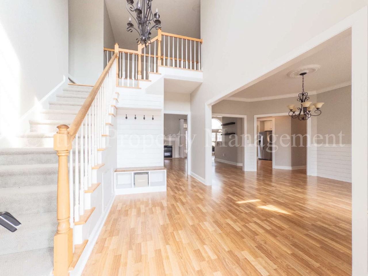 1118 Maplechase Dr Se - Photo 5 of 50