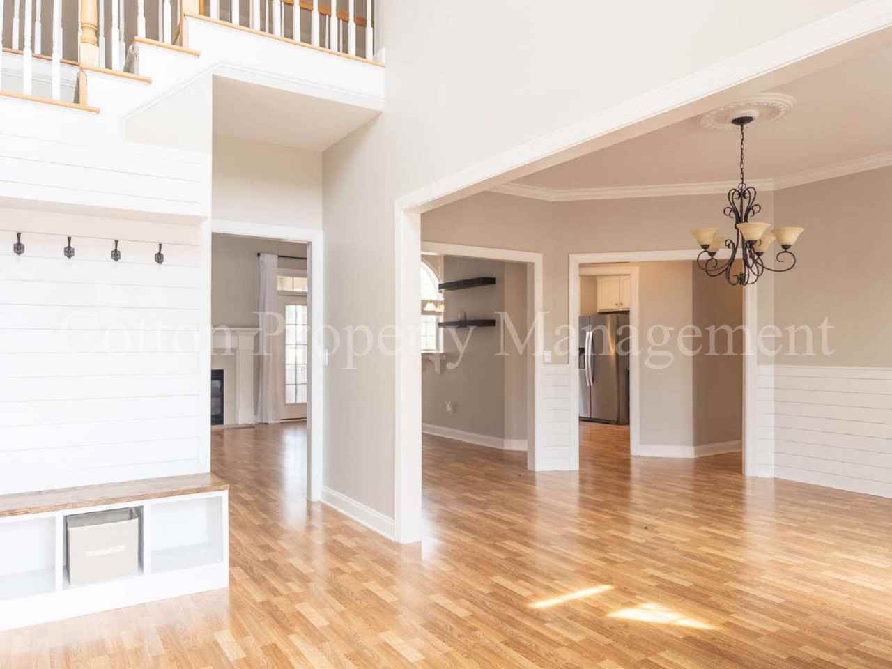 1118 Maplechase Dr Se - Photo 7 of 50