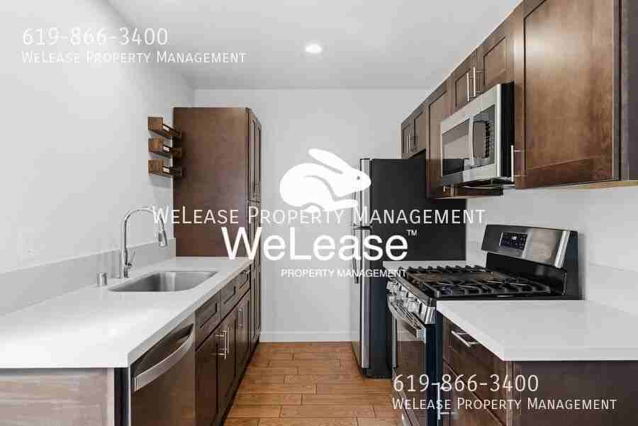 1462 Rosecrans St - Photo 2 of 17