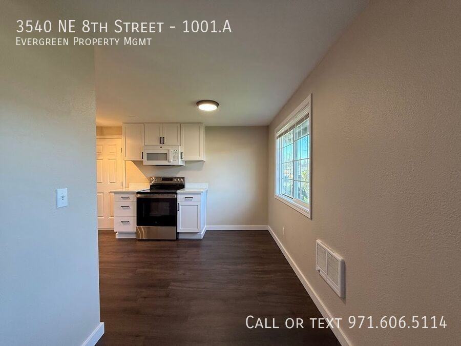 3540 Ne 8th St #1001A - Photo 6 of 31