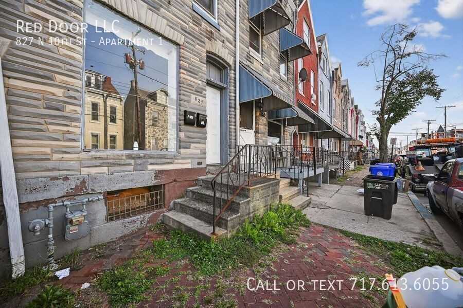 827 N 10th St #1 - Photo 2 of 14