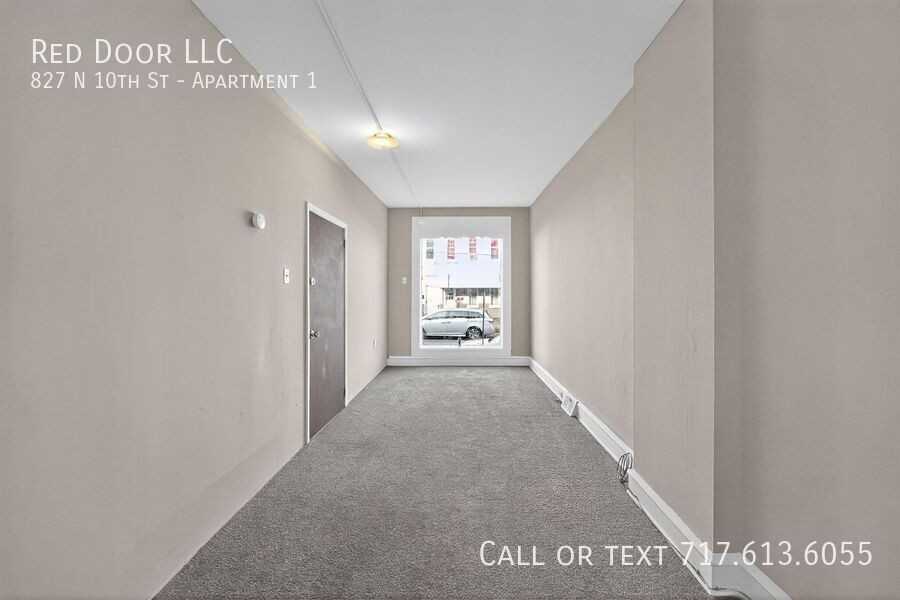 827 N 10th St #1 - Photo 5 of 14