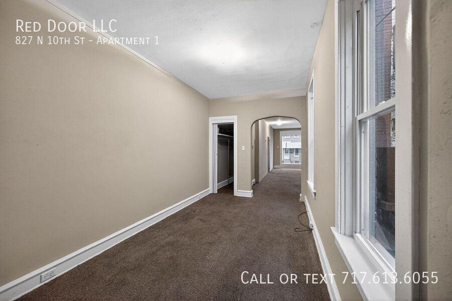 827 N 10th St #1 - Photo 6 of 14