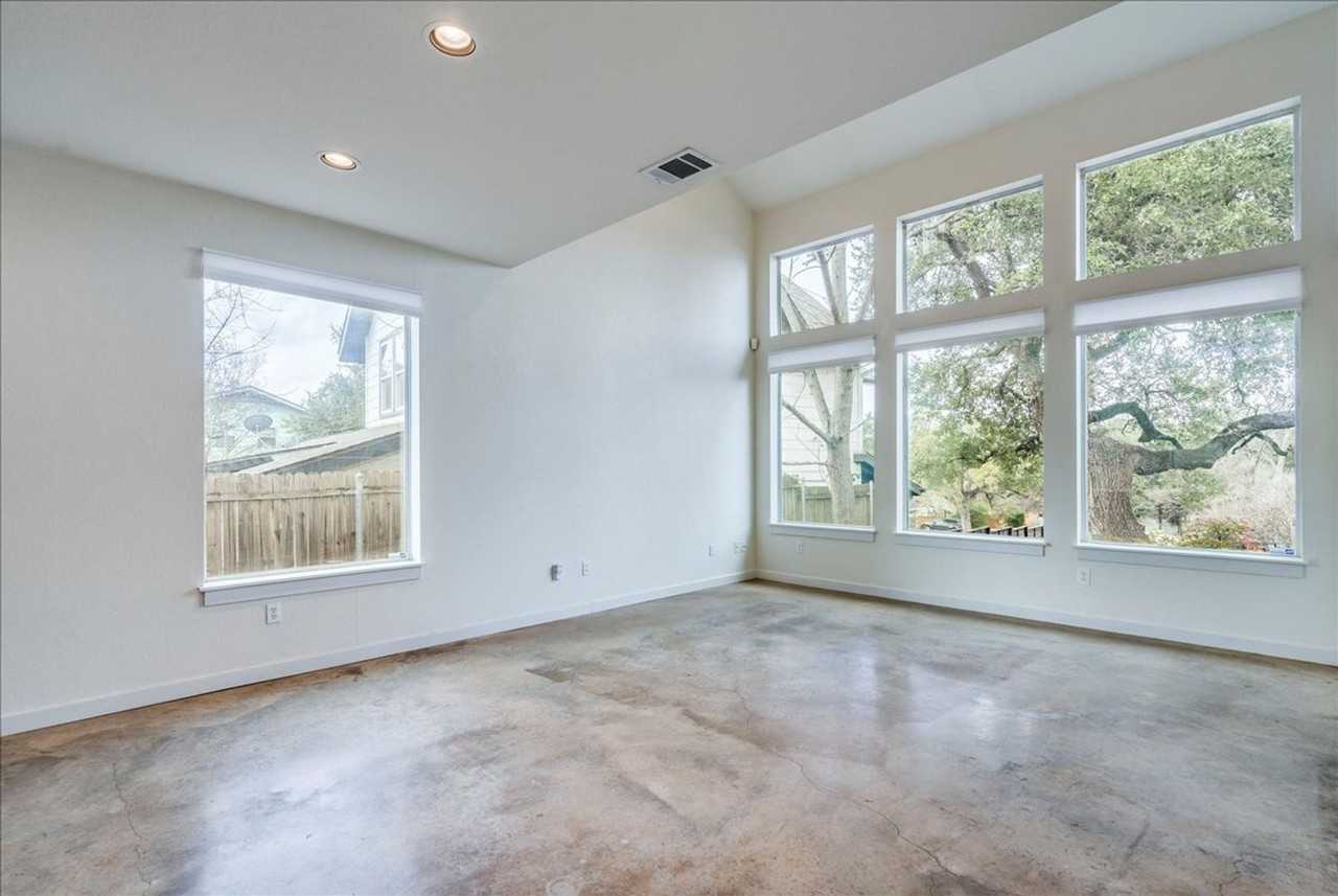 2811 Hardeman St #B - Photo 4 of 25