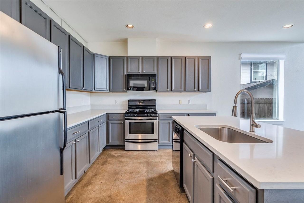 2811 Hardeman St #B - Photo 7 of 25