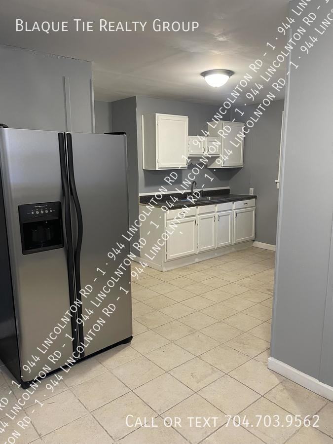 944 Lincolnton Rd #1 - Photo 6 of 11