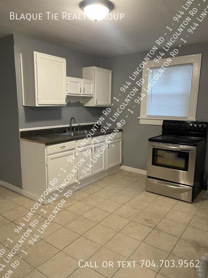 944 Lincolnton Rd #1 - Photo 7 of 11