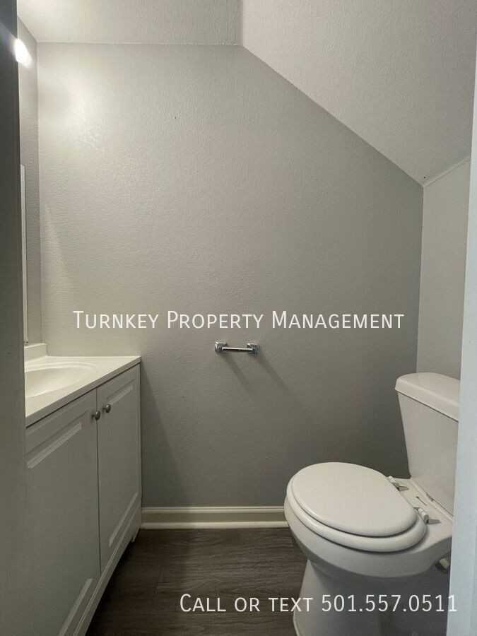 8906 Morris Manor Dr #4 - Photo 4 of 10