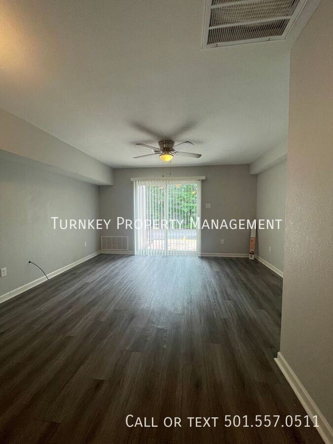8906 Morris Manor Dr #4 - Photo 5 of 10