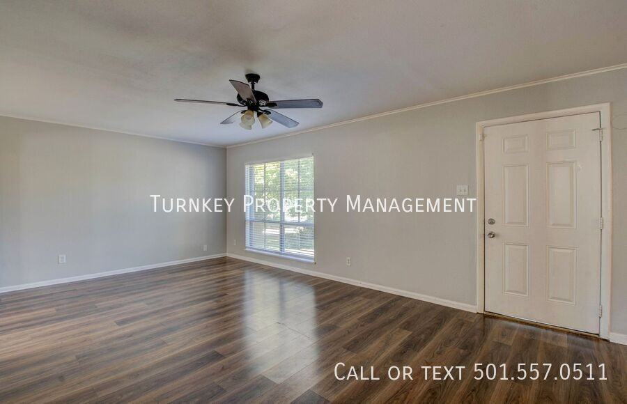 7 Fairbrook Dr - Photo 4 of 28