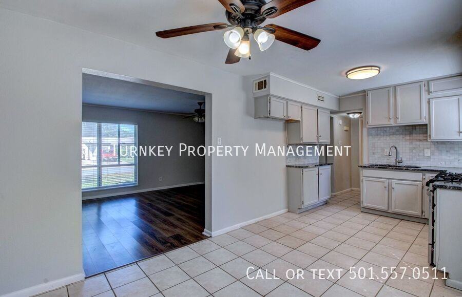 7 Fairbrook Dr - Photo 7 of 28