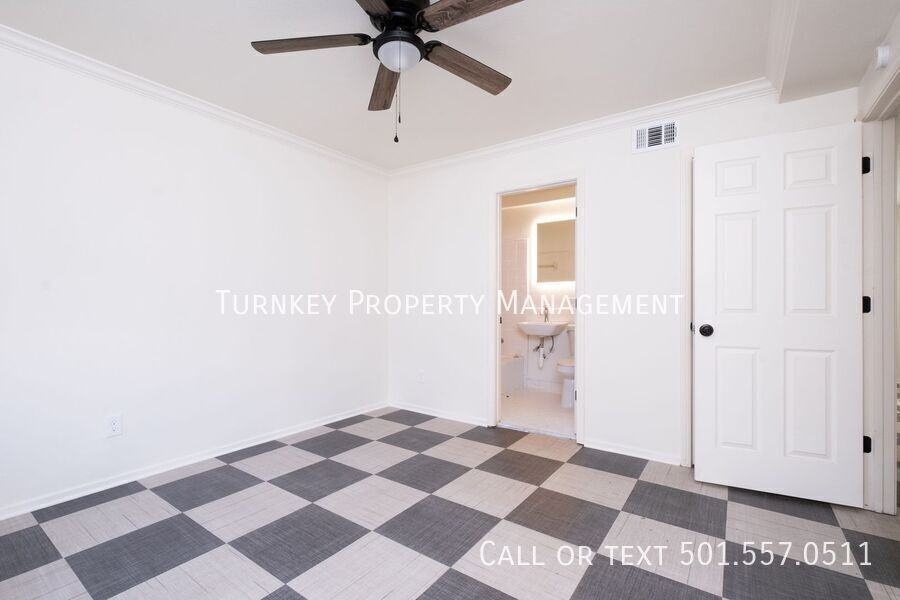 623 Sherman St #A - Photo 5 of 26