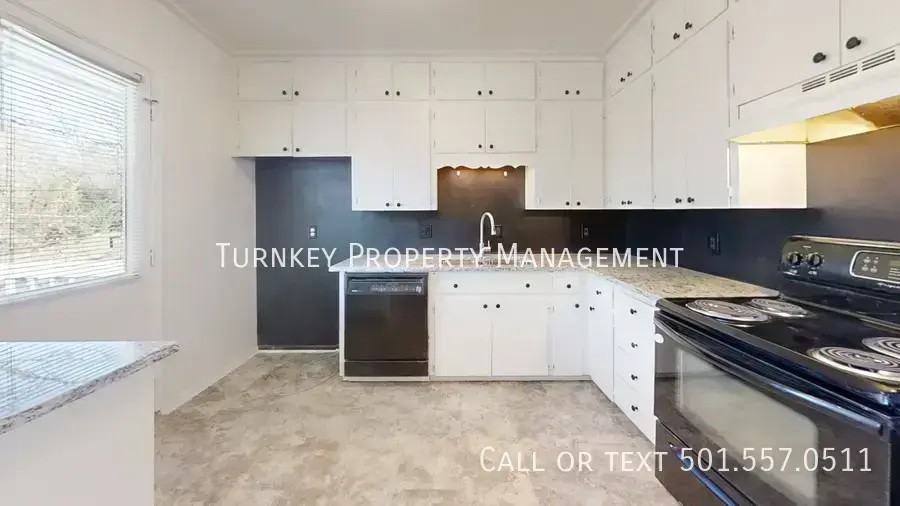 13 Wesley Dr - Photo 4 of 18