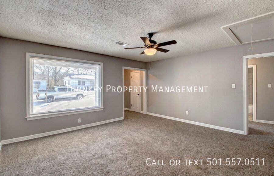 1412 Washington St - Photo 6 of 22