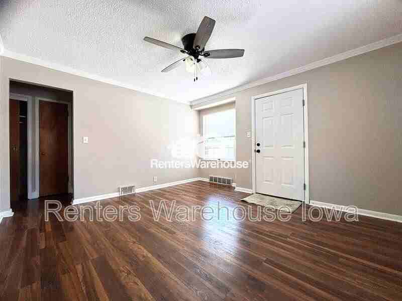 1145 65th St - Photo 4 of 14