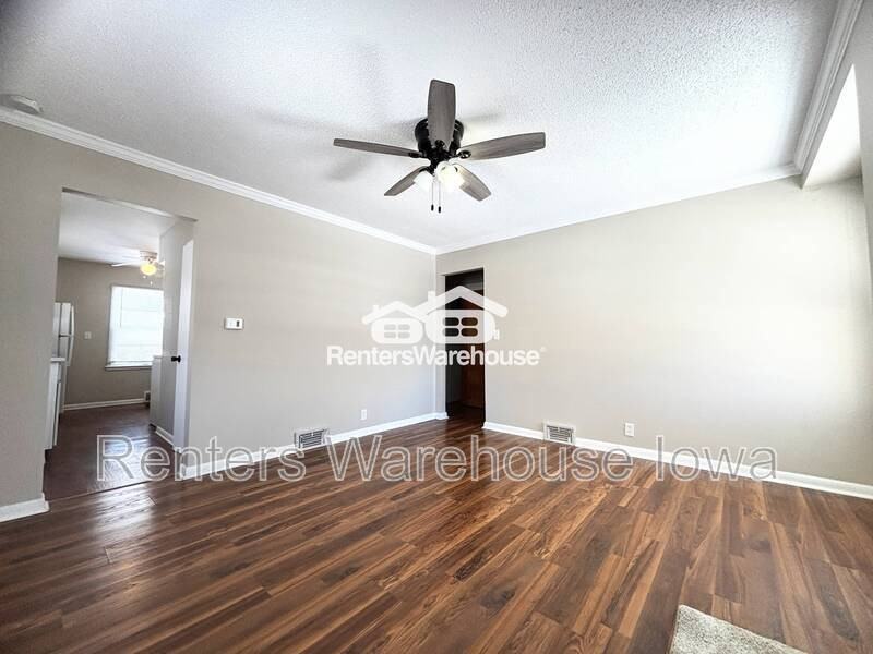 1145 65th St - Photo 5 of 14