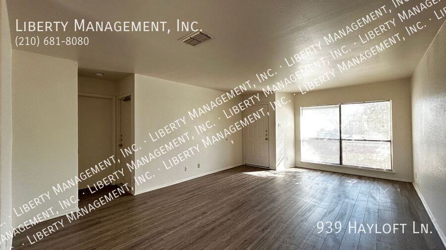 939 Hayloft Ln - Photo 6 of 28