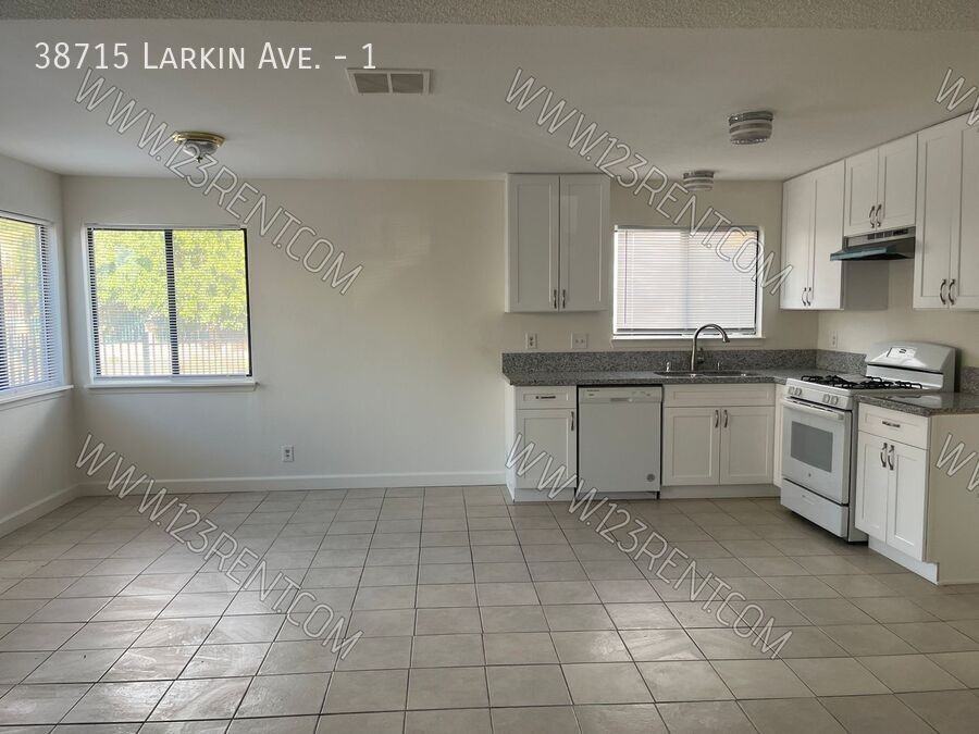 38715 Larkin Ave #1 - Photo 5 of 14