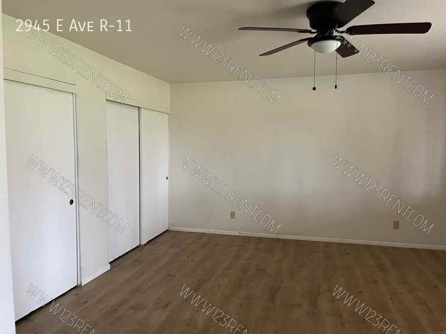 2945 E Avenue R11 - Photo 6 of 14