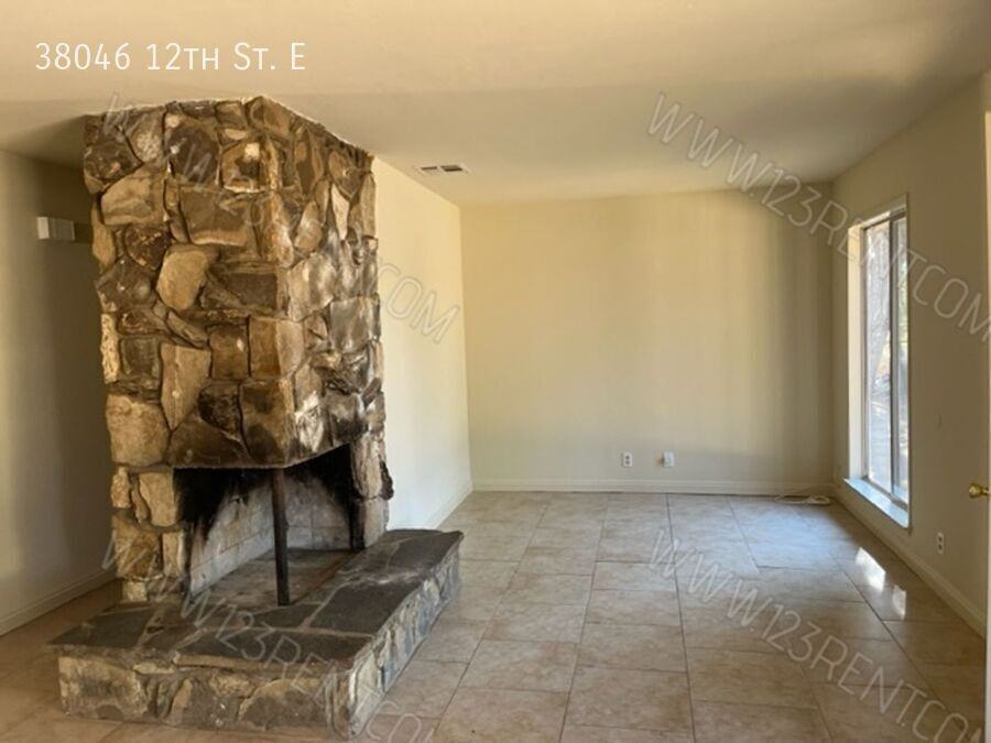 38046 12th St E - Photo 3 of 16