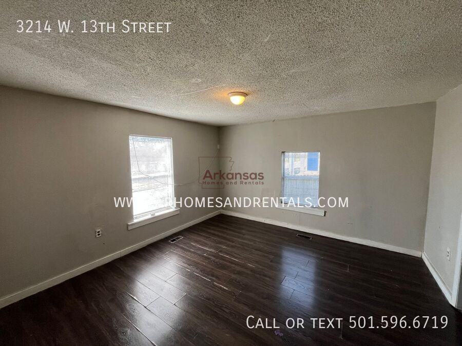 3214 W 13th St - Photo 5 of 12