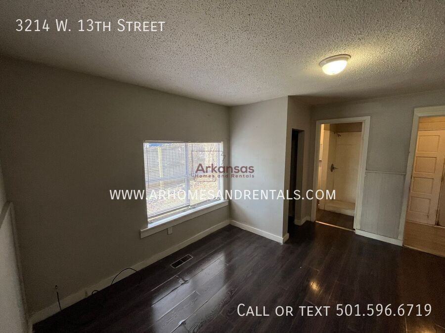 3214 W 13th St - Photo 6 of 12