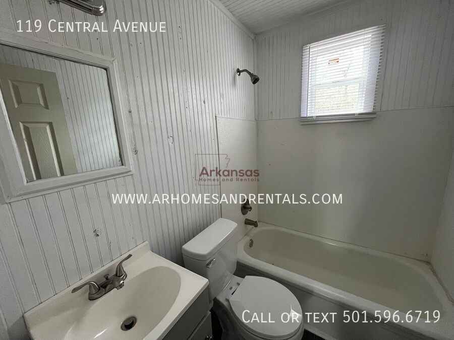 119 Central Ave - Photo 6 of 9
