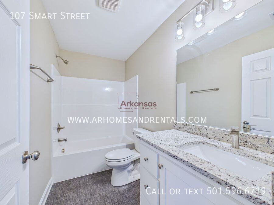 107 Smart St - Photo 6 of 11