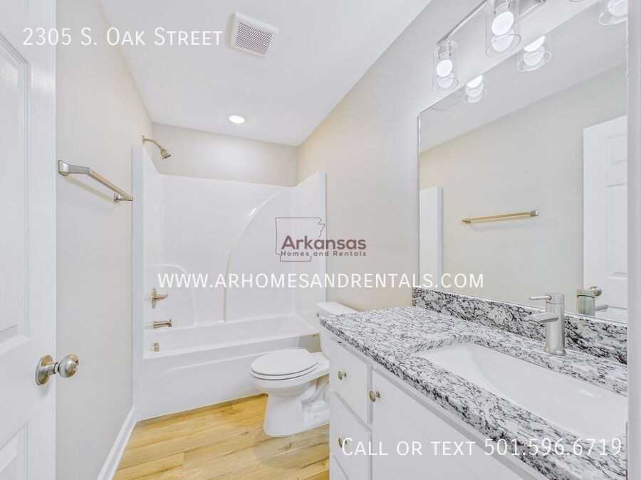 2305 S Oak St - Photo 7 of 12