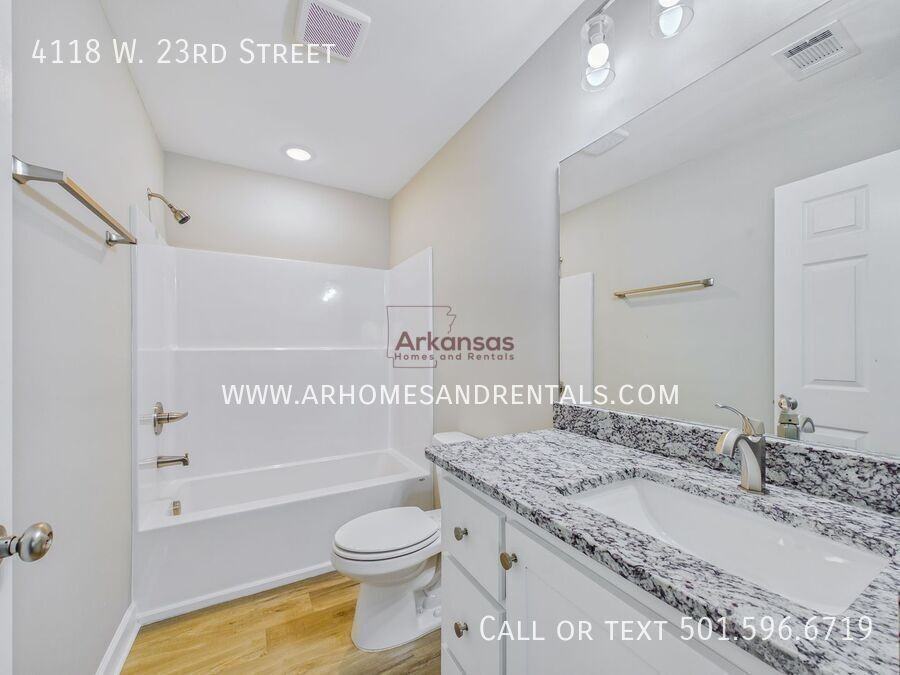 4118 W 23rd St - Photo 7 of 12