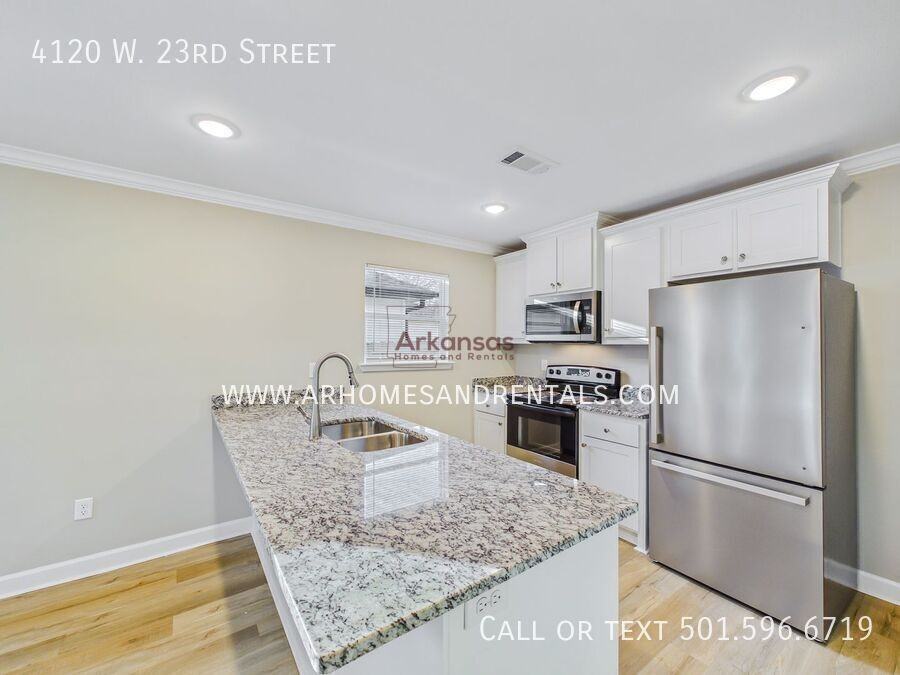 4120 W 23rd St - Photo 5 of 12