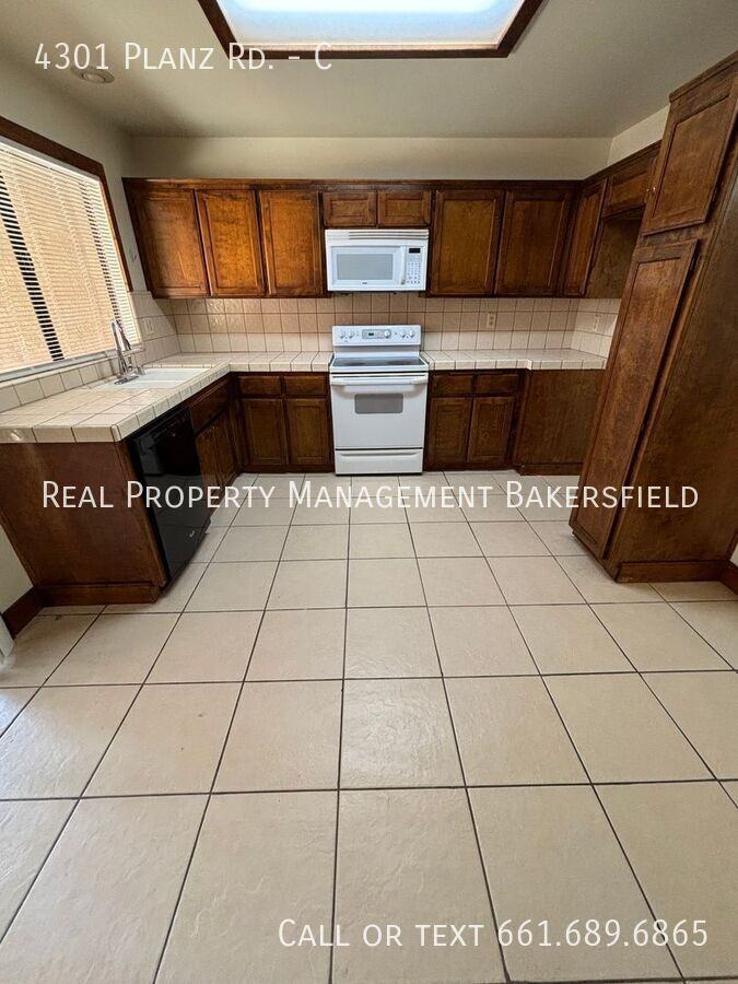 4301 Planz Rd #C - Photo 5 of 19