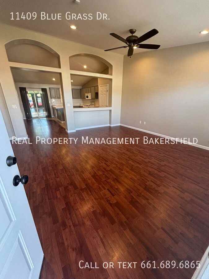 11409 Blue Grass Dr - Photo 3 of 23