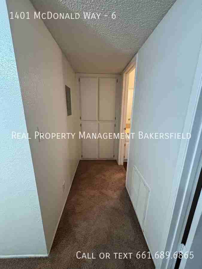 1401 Mcdonald Way #6 - Photo 7 of 21