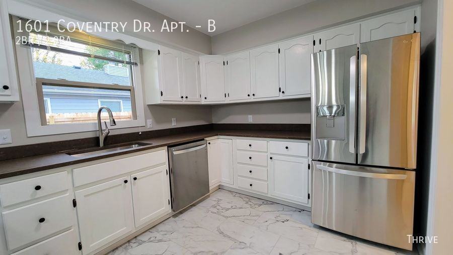 1601 Coventry Dr #B - Photo 4 of 21